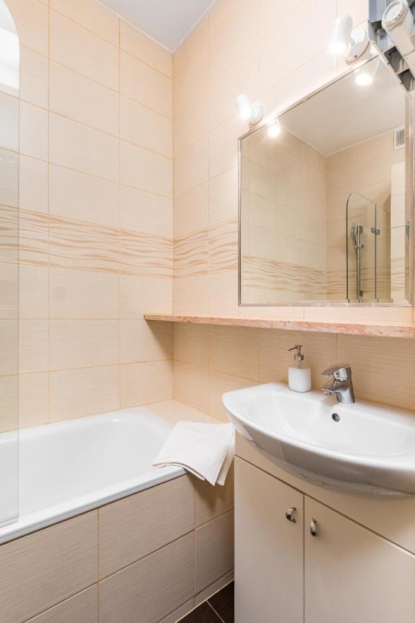 ורשה Apartament Mariensztat By Your Freedom מראה חיצוני תמונה